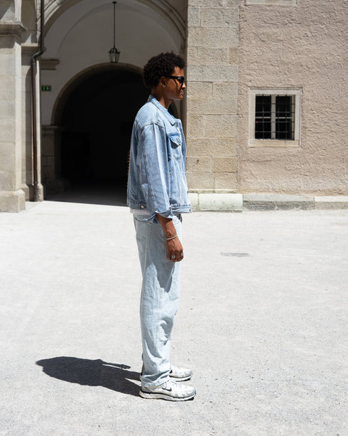 THE CLASSIC '19 DENIM JACKET